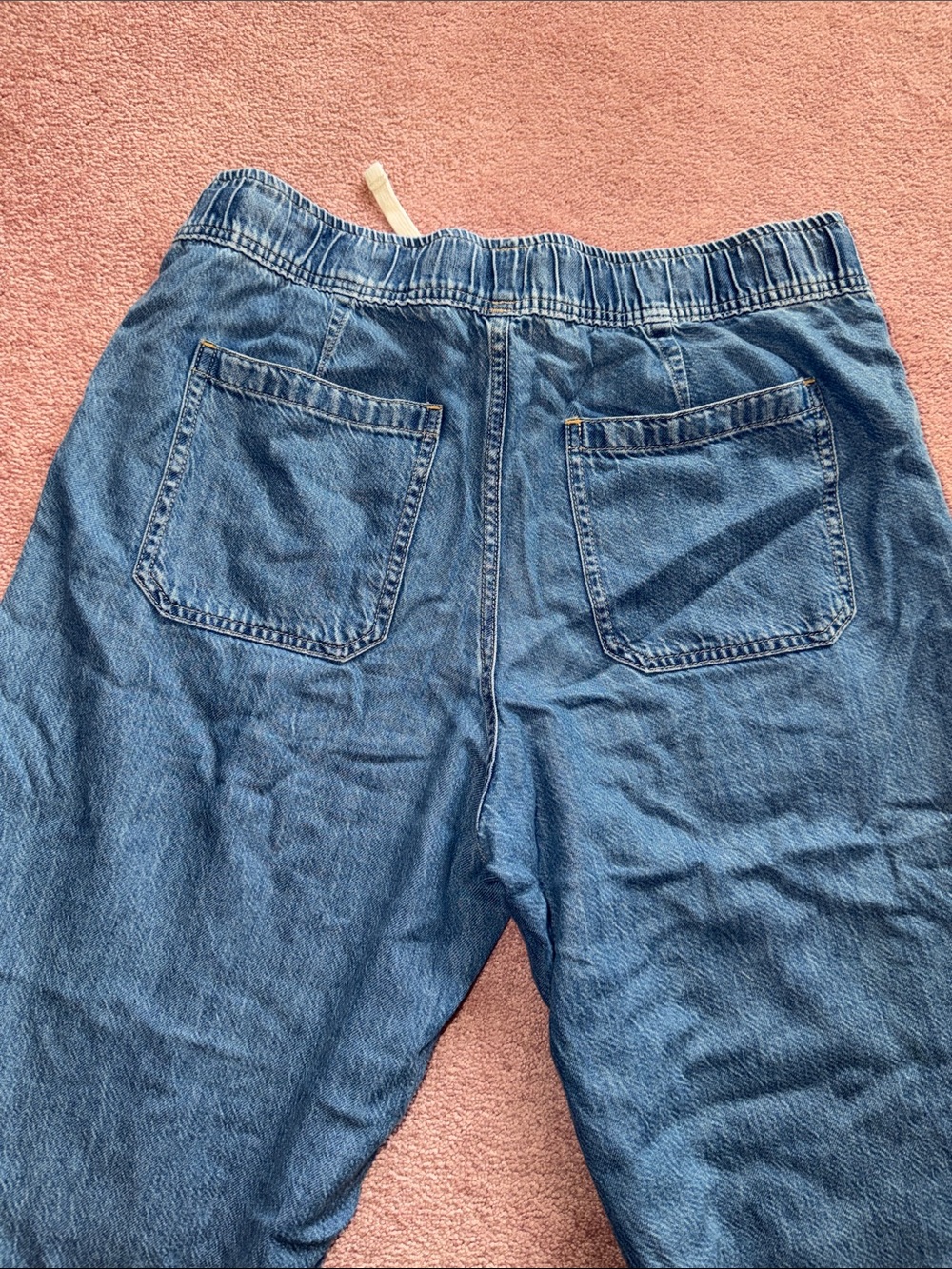 GAP Wide-Leg Drawstring Jeans in Medium Blue Denim - Picture 7 of 7